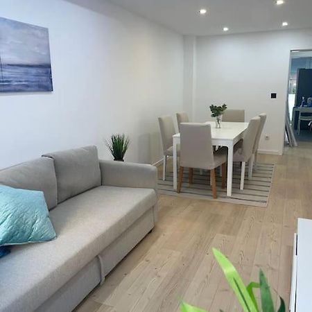 Lovely 2 Bedroom Apartment In South Lisbon Barreiro  Dış mekan fotoğraf