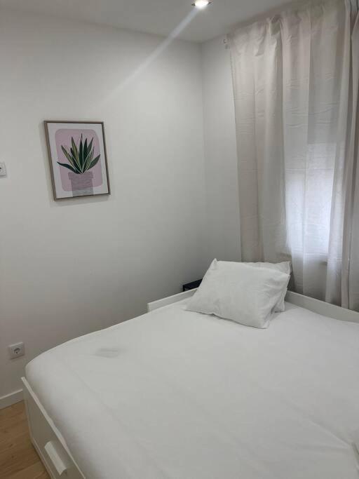 Lovely 2 Bedroom Apartment In South Lisbon Barreiro  Dış mekan fotoğraf
